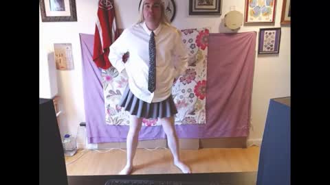 Snapshot of sch00lgirlass chatting on 11.14.25 sch00lgirlass online show from 11.14.25