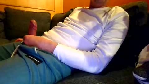 Snapshot of schmuhbaer1 chatting on 02.05.26 schmuhbaer1 online show from 02.05.26