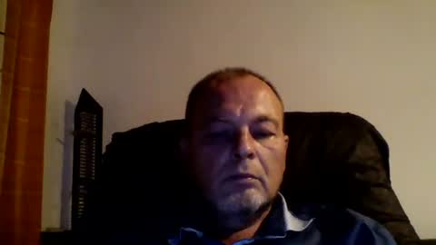Snapshot of schnibschnab chatting on 09.17.25 schnibschnab online show from 09.17.25