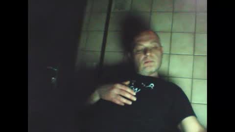 Snapshot of schnibschnab chatting on 11.23.25 schnibschnab online show from 11.23.25