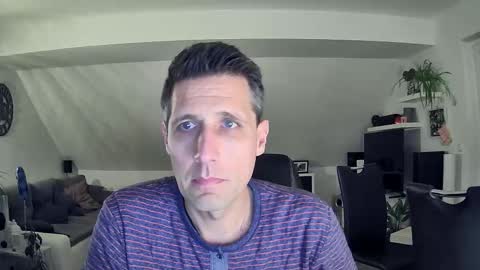 Snapshot of schnuckigeil chatting on 02.17.26 Dildomen online show from 02.17.26