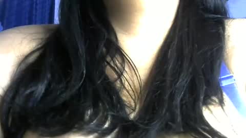Snapshot of schoco_milf chatting on 03.03.25 mai latina online show from 03.03.25