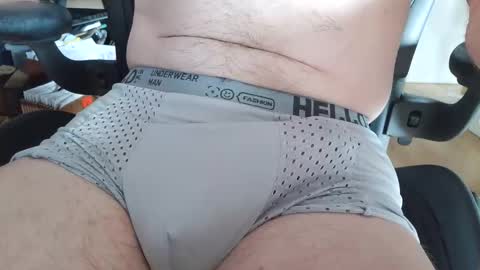 Snapshot of schooldayz chatting on 11.09.25 schooldayz online show from 11.09.25