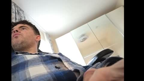 schosch01 online show from 02.07.25