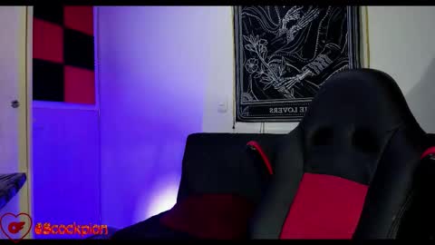 Alejandro help me to reach 200 thumps up online show from 11.13.25