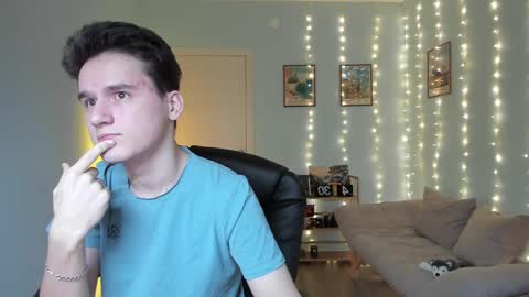 Snapshot of scooby_r chatting on 12.29.24 Thomas brunette and Alex blond online show from 12.29.24