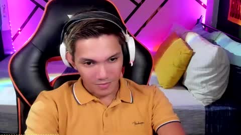 Snapshot of scorphoenix chatting on 12.12.24 Not Angelo online show from 12.12.24