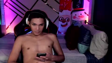 Snapshot of scorphoenix chatting on 12.19.24 Not Angelo online show from 12.19.24