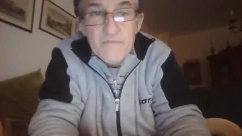 Snapshot of scotchwhieskie chatting on 01.18.26 scotchwhieskie online show from 01.18.26