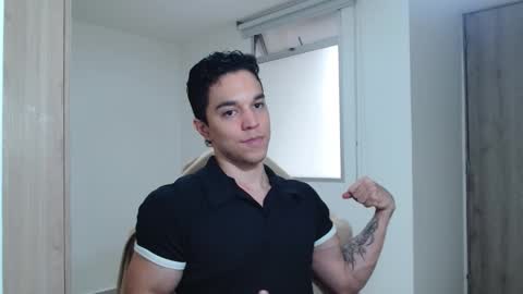 Snapshot of scott_brasher1 chatting on 01.02.25 Twitter Scott brasher1 Instagram Camiloestuardo2 online show from 01.02.25