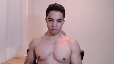 Snapshot of scott_brasher1 chatting on 03.10.25 Twitter Scott brasher1 Instagram Camiloestuardo2 online show from 03.10.25