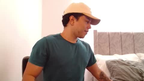 Snapshot of scott_brasher1 chatting on 10.12.25 Twitter Scott brasher1 Instagram Camiloestuardo2 online show from 10.12.25