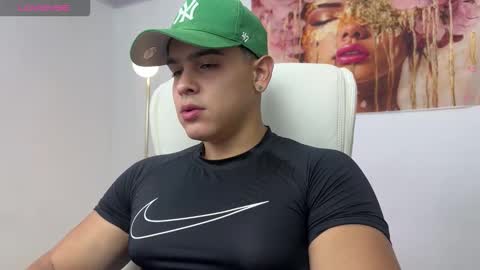 Snapshot of scott_flintt chatting on 10.23.25 Andrew Flintt online show from 10.23.25