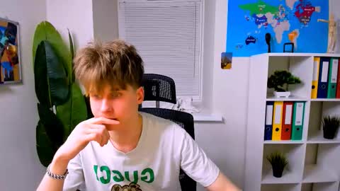 Snapshot of scott_peters chatting on 01.15.26 Scott online show from 01.15.26