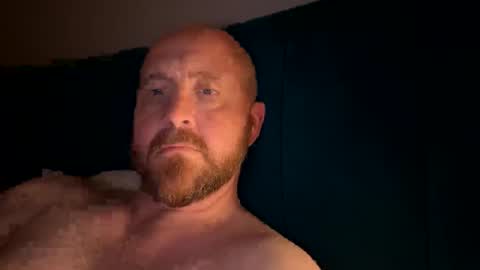 Snapshot of scottric chatting on 09.20.25 SexyDaddy online show from 09.20.25