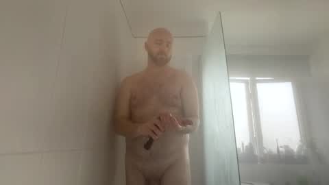 Snapshot of scottric chatting on 03.22.26 SexyDaddy online show from 03.22.26
