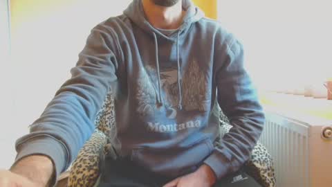 Snapshot of scotty_98 chatting on 12.29.24 scotty_98 online show from 12.29.24