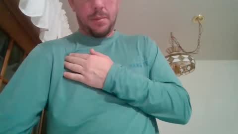 scottydoesntknow0 online show from 12.05.24