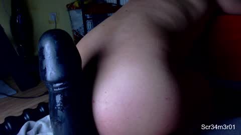 Snapshot of scr34m3r01 chatting on 02.26.25 Stretchedass online show from 02.26.25