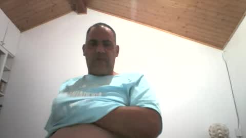 Snapshot of scubi007 chatting on 10.19.25 scubi007 online show from 10.19.25