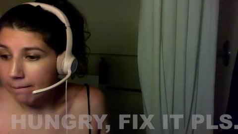 Danni online show from 10.30.25