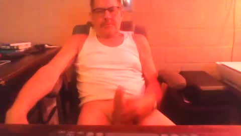 Snapshot of sdh69 chatting on 05.04.26 eating pussy sucking dick online show from 05.04.26