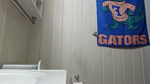 Snapshot of sdraftt45 chatting on 12.15.24 Arin online show from 12.15.24