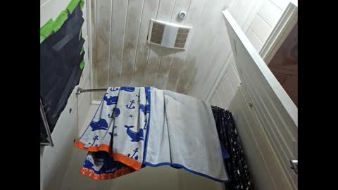 Snapshot of sdraftt45 chatting on 09.24.25 Arin online show from 09.24.25