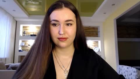 Snapshot of sea_cocktail chatting on 01.08.25 Elizabeth  online show from 01.08.25