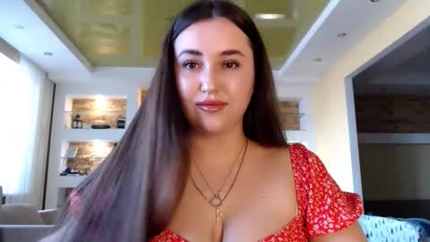 Snapshot of sea_cocktail chatting on 02.24.25 Elizabeth  online show from 02.24.25