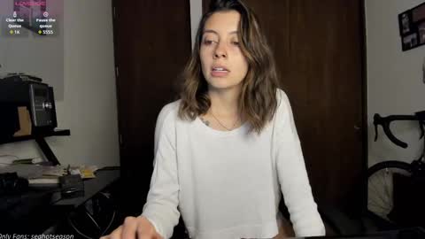 Aria Independent model online show from 09.24.25