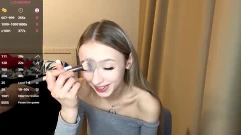 Snapshot of seasonhamiss chatting on 03.26.26 Kate online show from 03.26.26