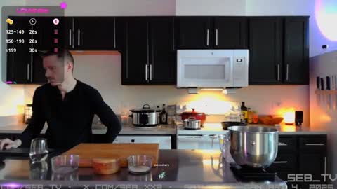 Snapshot of seb_tv chatting on 01.04.25 Sebastian online show from 01.04.25
