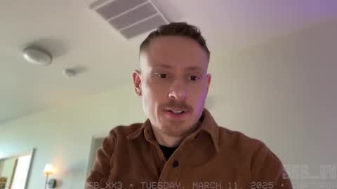 Snapshot of seb_tv chatting on 03.11.25 Sebastian online show from 03.11.25