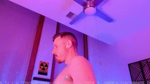 Snapshot of seb_tv chatting on 10.10.25 Sebastian online show from 10.10.25