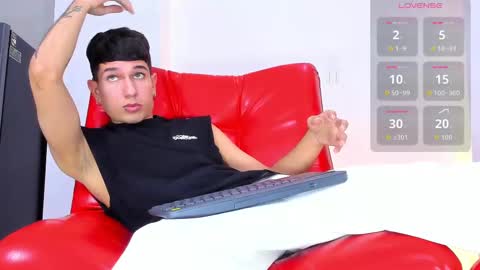 sebas_hall_ online show from 11.04.25