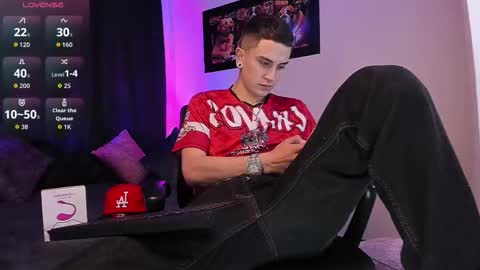 Sebastian online show from 10.15.25