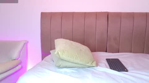 ely online show from 09.11.25