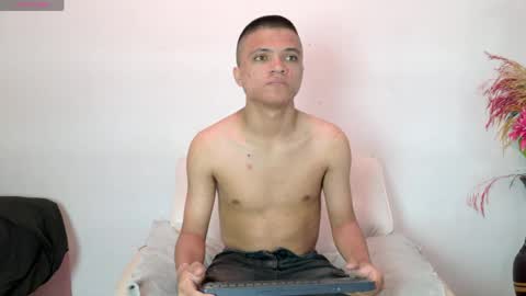 ely online show from 04.07.26