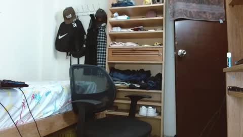 Sebas online show from 02.18.25