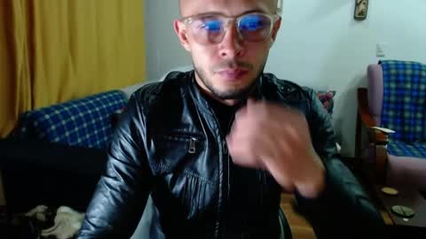 Sebastian online show from 05.12.26