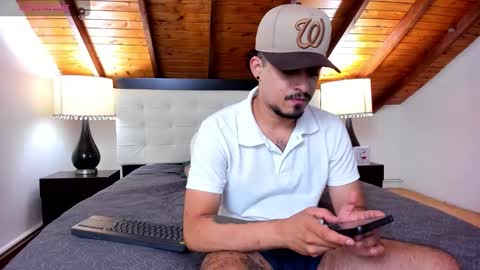 Snapshot of sebastian_berne chatting on 11.14.25 Sebastian Berne online show from 11.14.25