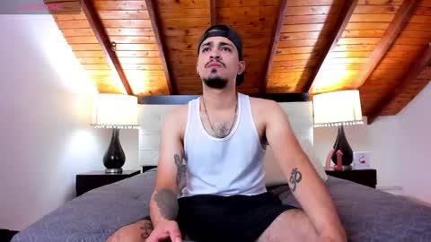 Snapshot of sebastian_berne chatting on 11.16.25 Sebastian Berne online show from 11.16.25