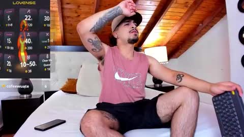 Snapshot of sebastian_berne chatting on 11.29.25 Sebastian Berne online show from 11.29.25