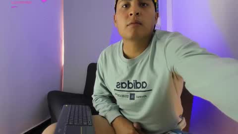 Snapshot of sebastian_col chatting on 02.08.25 Sebastian Col online show from 02.08.25