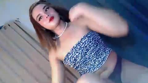 Snapshot of secret_affair18 chatting on 10.04.25 kwen online show from 10.04.25