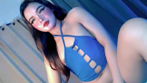 Snapshot of secret_affair18 chatting on 10.23.25 kwen online show from 10.23.25