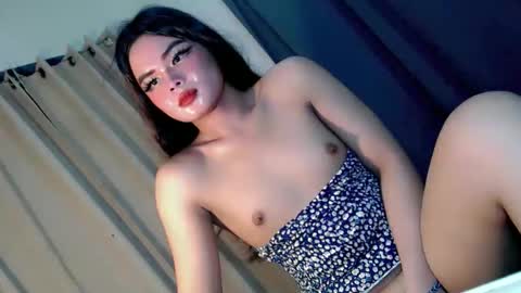 Snapshot of secret_affair18 chatting on 10.24.25 kwen online show from 10.24.25