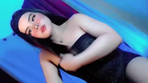 Snapshot of secret_affair18 chatting on 02.18.26 kwen online show from 02.18.26