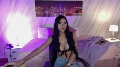 Snapshot of secret_ashley chatting on 05.22.26 ASHLEY online show from 05.22.26